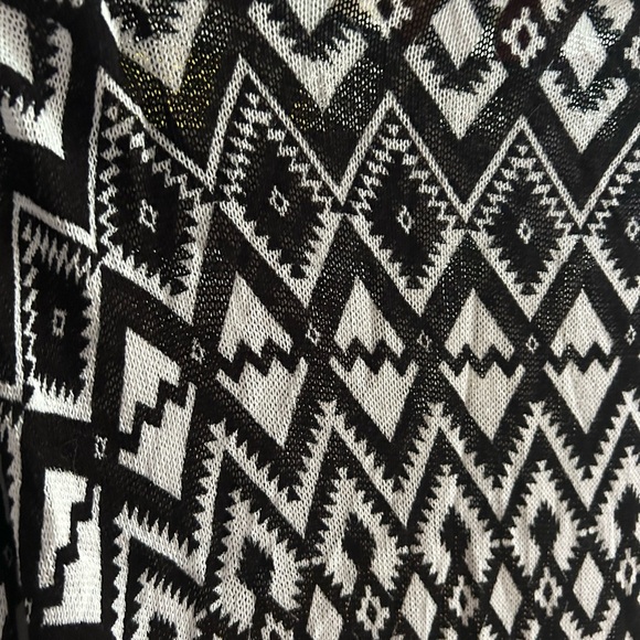 H&M Monochrome Knit Zigzag Blouse M - Picture 15 of 16